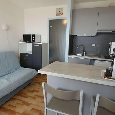 Avec Piscine, Parking Et Climatisation En Bord De - Fr-1-328-165 La Grande-Motte